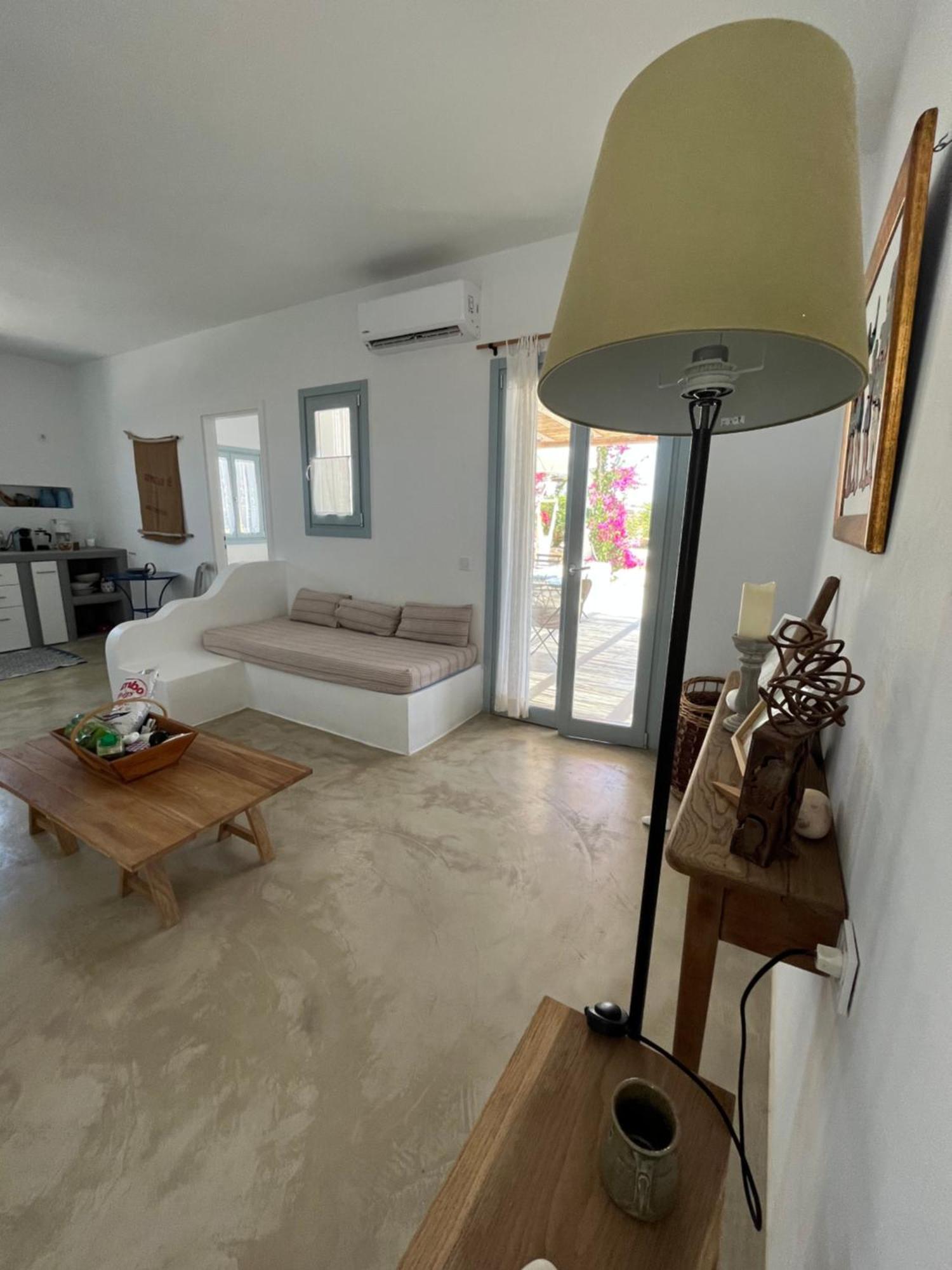 Villa Theia - Selene , Appartement De Charme Pour 4 A 6 Personnes Pres De La Plage Et Du Village De Koufonissi Koufonisia Exterior foto