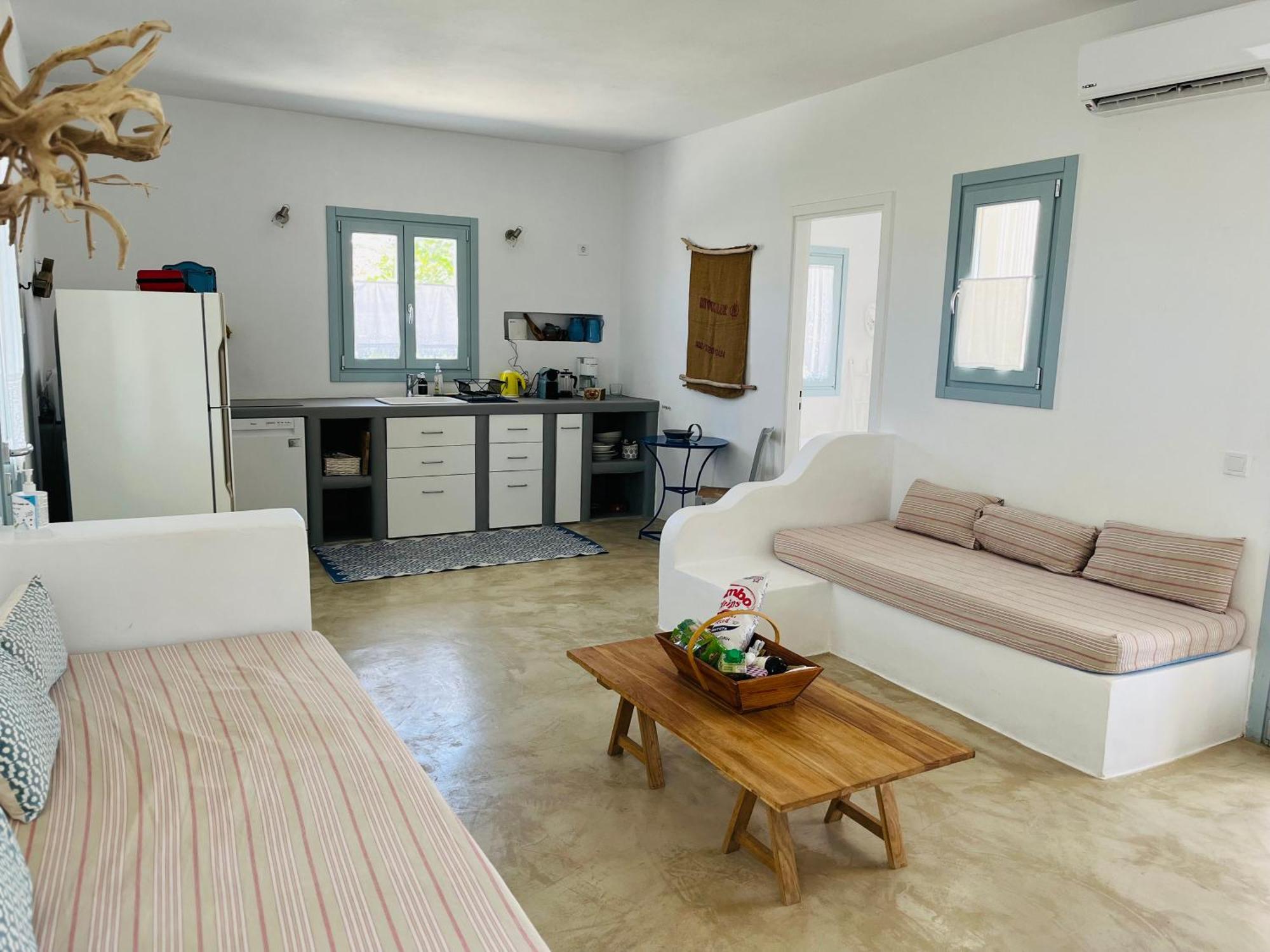 Villa Theia - Selene , Appartement De Charme Pour 4 A 6 Personnes Pres De La Plage Et Du Village De Koufonissi Koufonisia Exterior foto